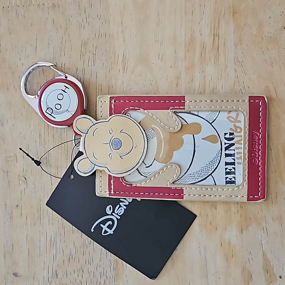 DISNEY WINNIE THE POOH RECTRACKABLE LAYNARD